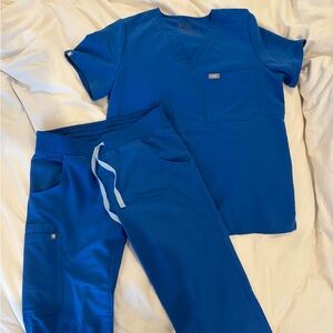 Figs Scrub set Royal blue Kade Cargo Small Tall bottoms + Catarina Medium Top